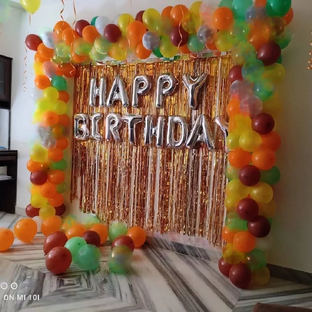 https://www.birthdaykings.com/wp-content/uploads/2022/06/Simple-Colorful-Hall-Birthday-Decoration.webp